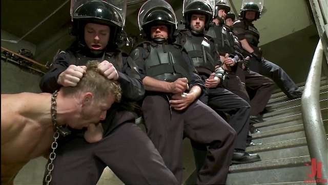 KinkMen – Jeremy Stevens Lockup Cell Extraction Prison Gang Fuck