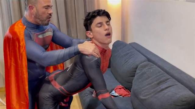 OnlyFans – Superman Fucks – Nicholas Bardem & Joaquin Santana