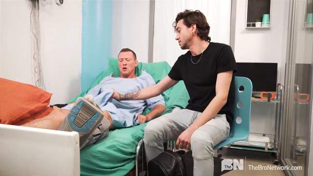 Masqulin – Bedside Bending – Pierce Paris & Seth Corrigan