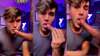 OnlyFans – CreamyRowan sucking a dick