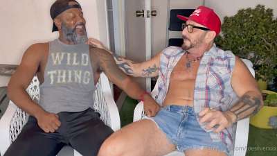 OnlyFans – Joe Silver Hanging with Jake Nicola & Vince Parker – Part 1