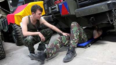 EuroBoyXXX – Army Twinks Dylan Thorne & Olly Tayler Fuck