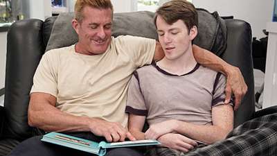 FamilyDick – The Childhood Memory Book – Matthew Figata & Julian Waits