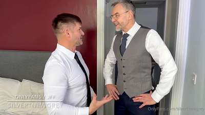OnlyFans – SilverTNewGrey & CoachStuds