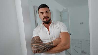 GuySelector – Early Bird Gets The Worm – Scott DeMarco & Baxter James