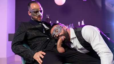 MenAtPlay – Masquerade Ball – Mael Hunter & Mathieu De Lyon
